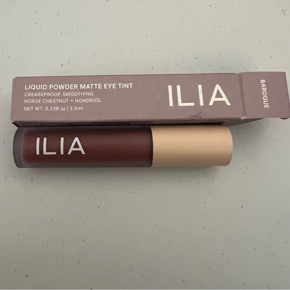 ILIA Liquid Powder Matte Eye Tint - Baroque - Picture 1 of 3